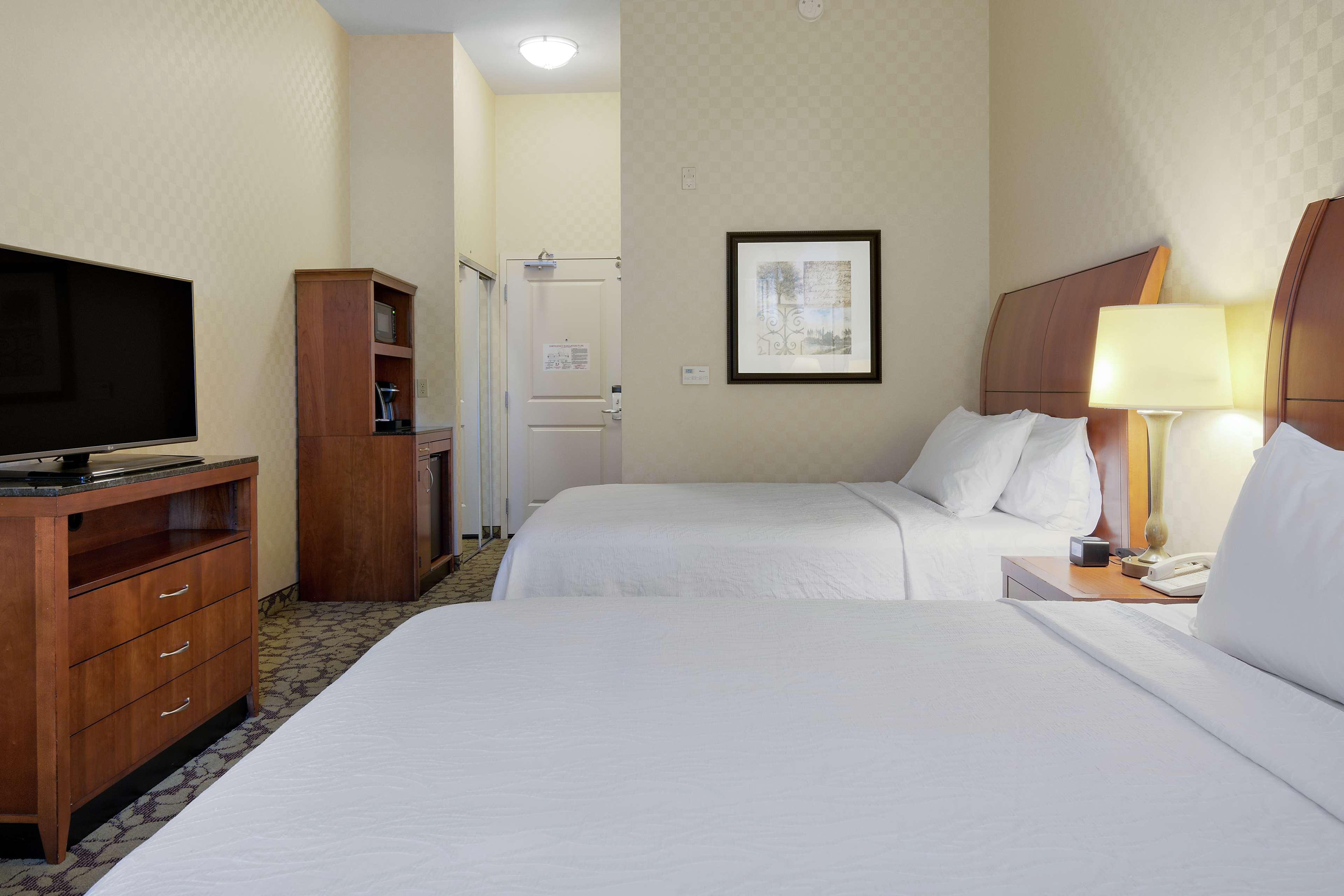 Hilton Garden Inn Sacramento Elk Grove Exterior photo