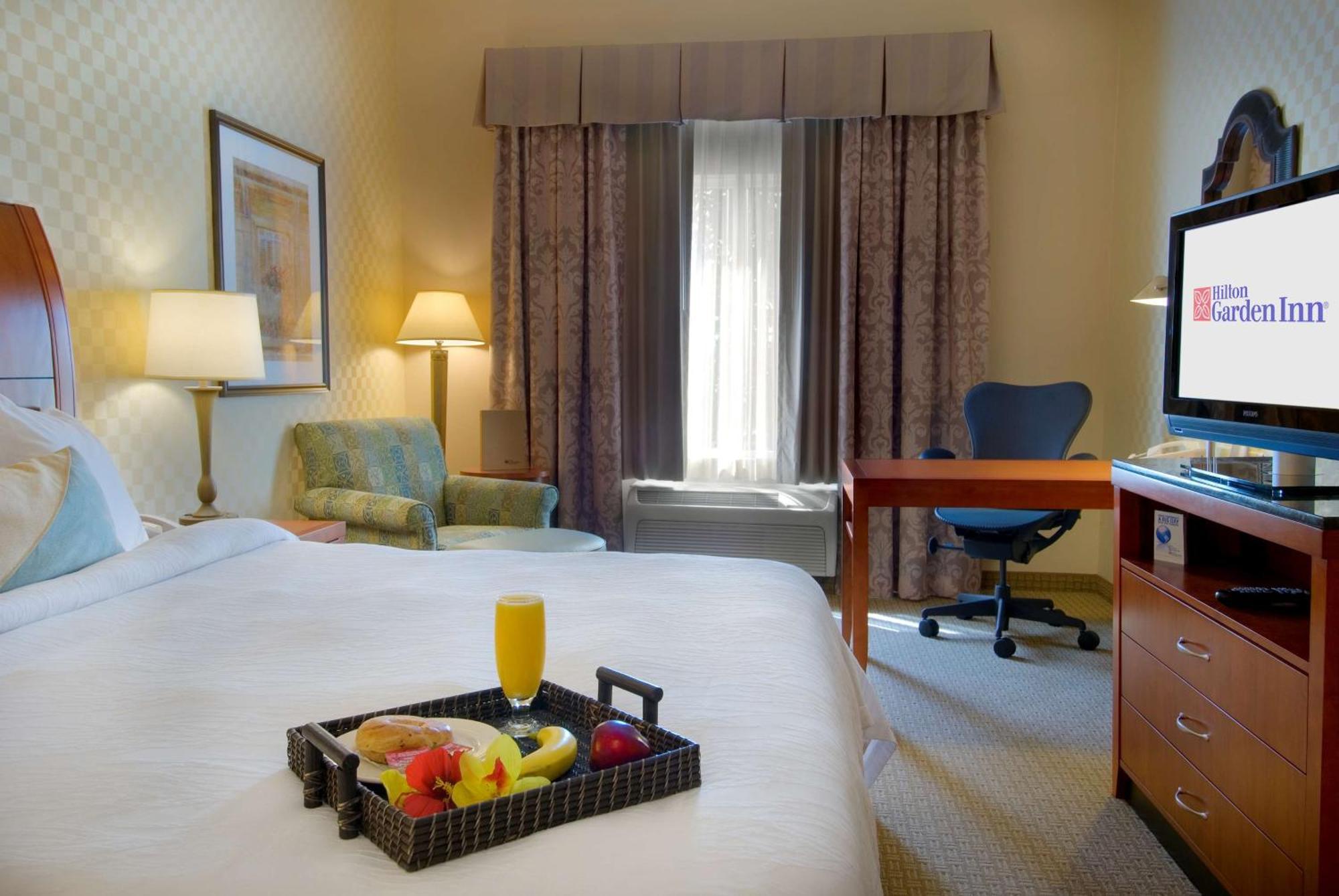Hilton Garden Inn Sacramento Elk Grove Exterior photo