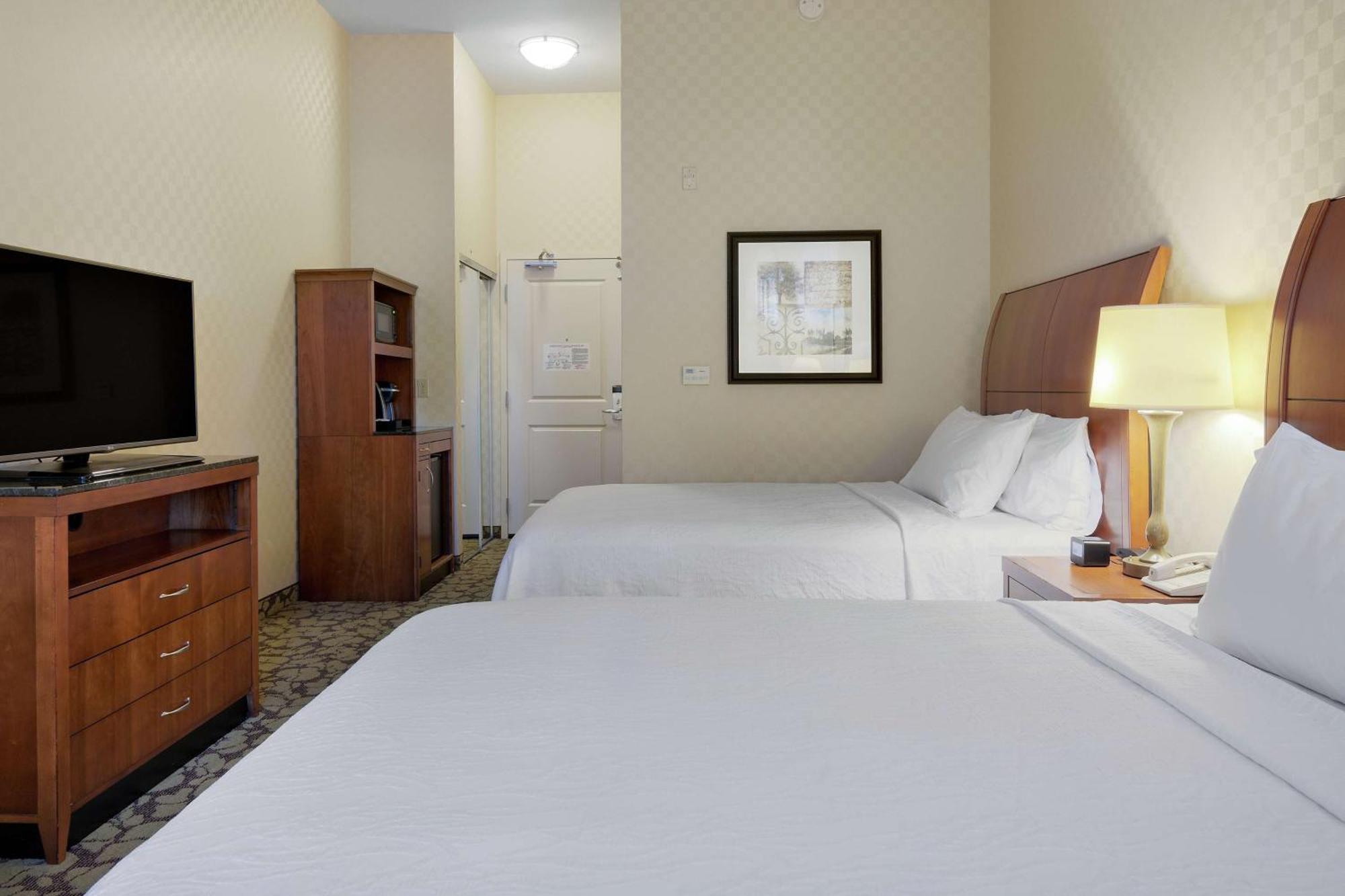 Hilton Garden Inn Sacramento Elk Grove Exterior photo