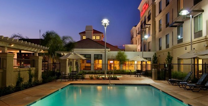 Hilton Garden Inn Sacramento Elk Grove Exterior photo